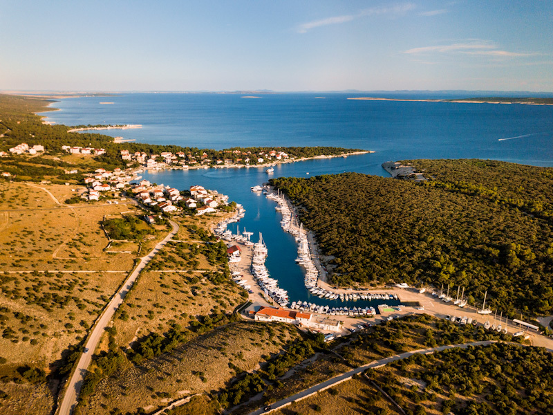ACI MARINA ŠIMUNI