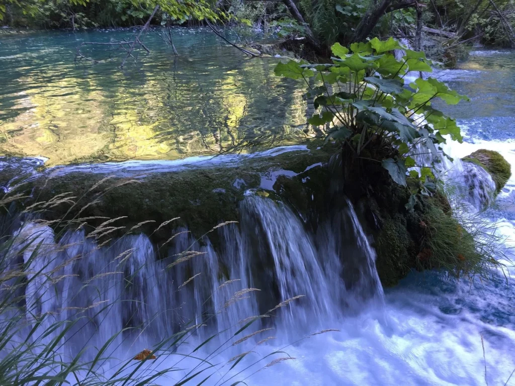 plitvice lakes  1200