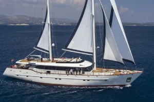 Navilux motor sailer yacht in Croatia