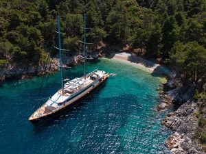 Dalmatino yacht in Croatia